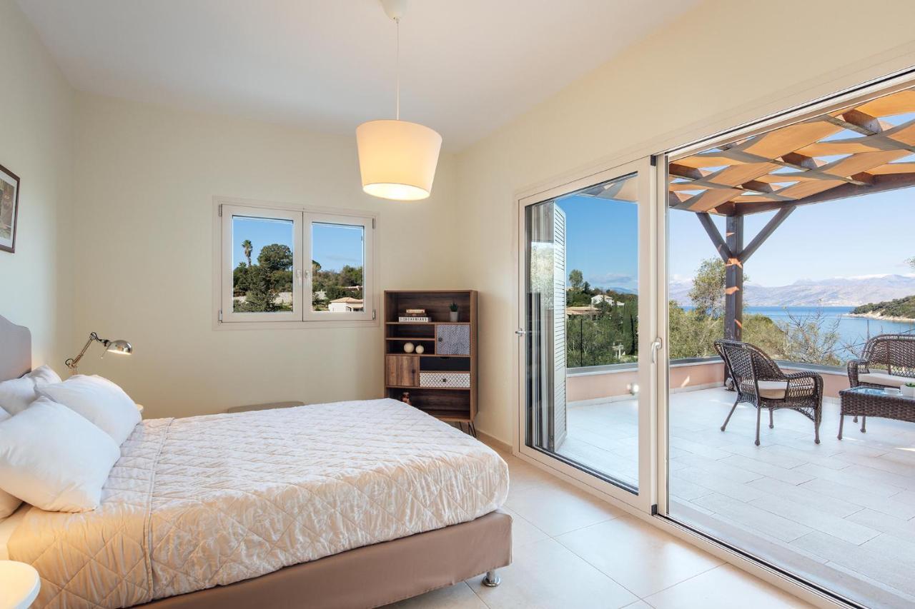 Villa Breeze & Villa Coco By Konnect, Avlaki Beach Kassiopi Dış mekan fotoğraf