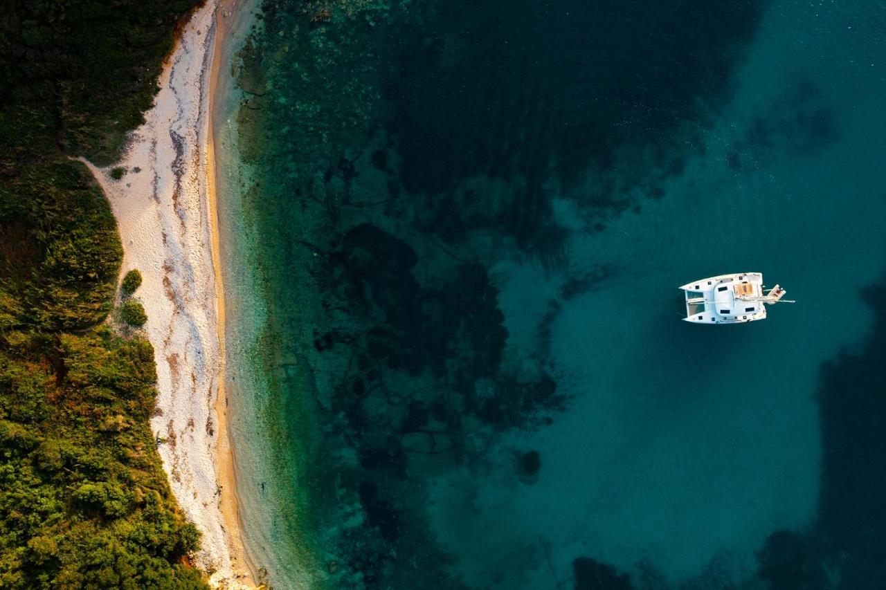 Villa Breeze & Villa Coco By Konnect, Avlaki Beach Kassiopi Dış mekan fotoğraf