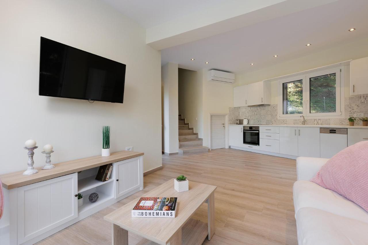 Villa Breeze & Villa Coco By Konnect, Avlaki Beach Kassiopi Dış mekan fotoğraf