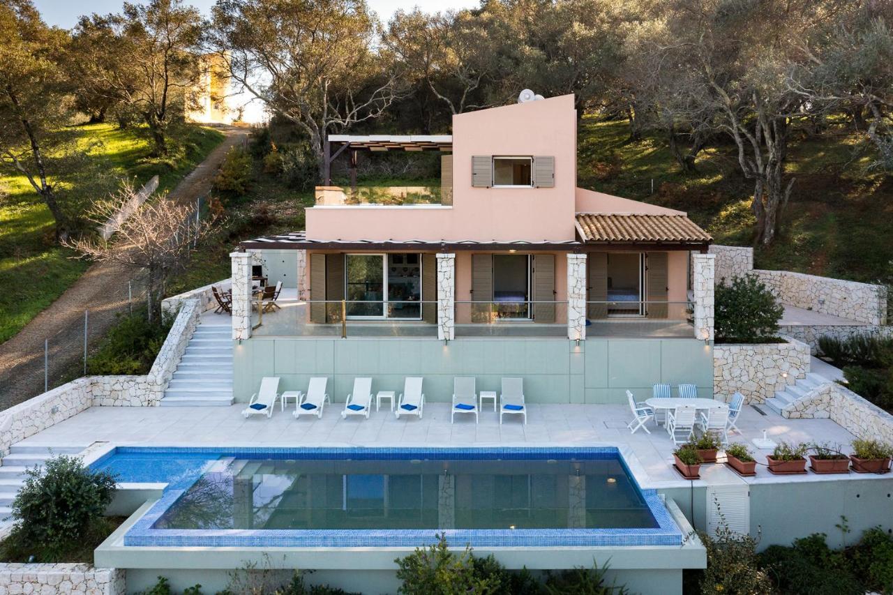 Villa Breeze & Villa Coco By Konnect, Avlaki Beach Kassiopi Dış mekan fotoğraf