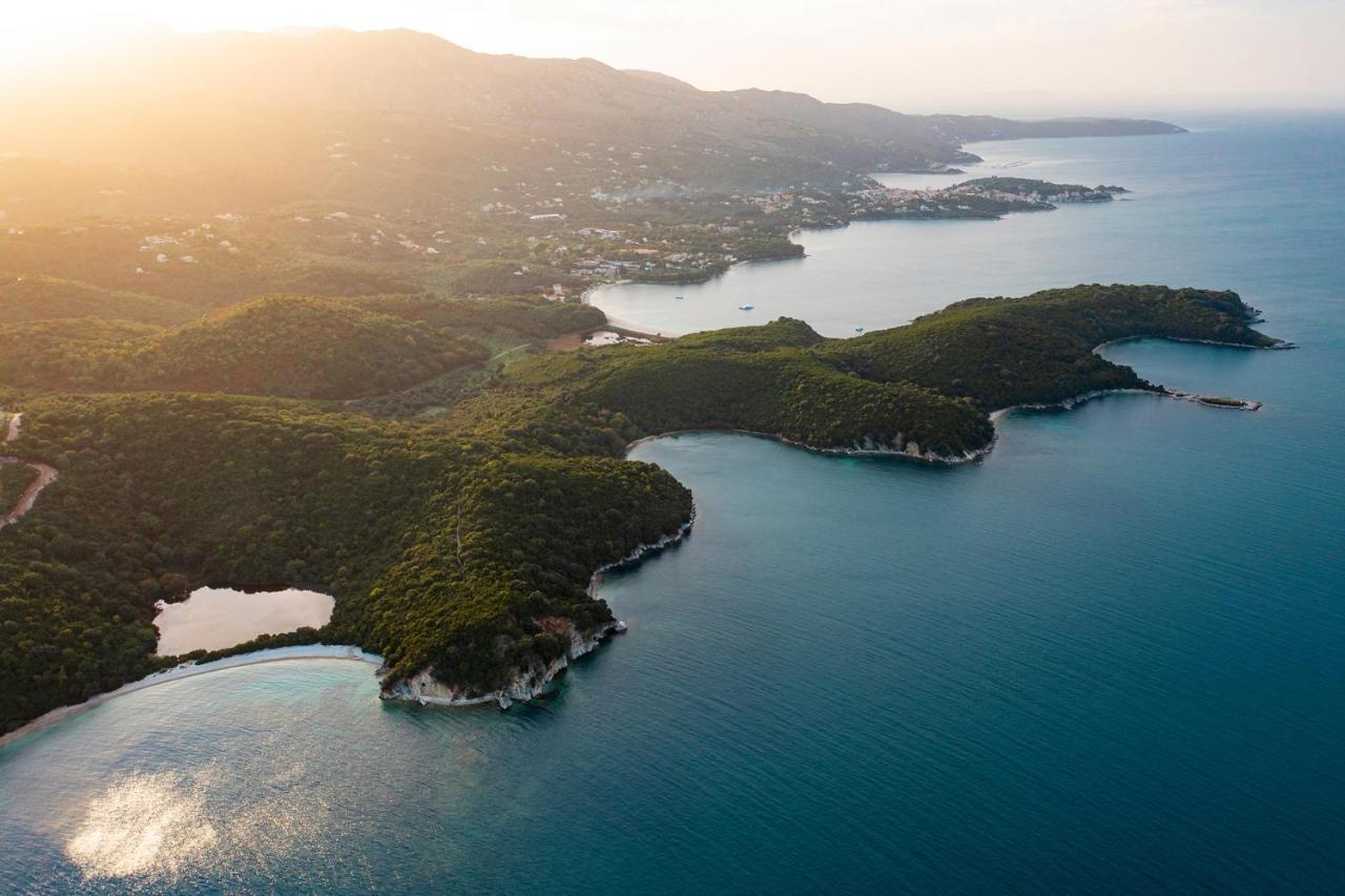 Villa Breeze & Villa Coco By Konnect, Avlaki Beach Kassiopi Dış mekan fotoğraf